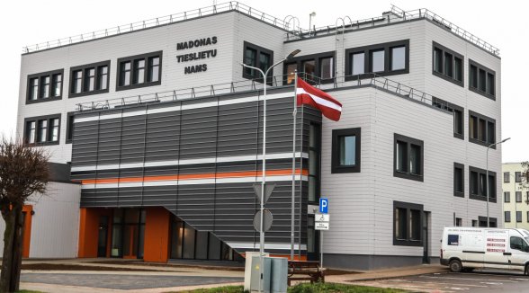 Krimināllietu departamenta priekšsēdētāja un padomniece piedalās Vidzemes rajona tiesas tiesnešu sanāksmē