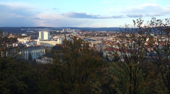 Augstāko administratīvo tiesu asociācija apmāca kopīgo datubāzu izmantošanā