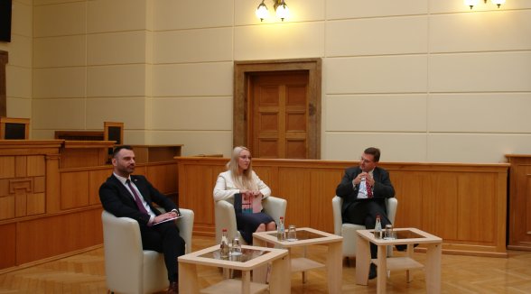 Students of the University of Latvia learn about legal professions at the Supreme Court