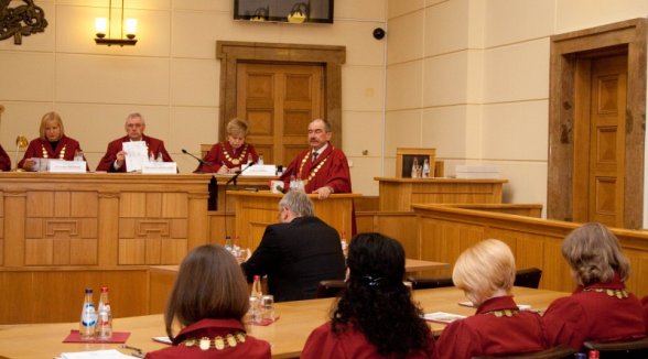 Plēnums Augstākās tiesas priekšsēdētāja amatam virza Ivaru Bičkoviču