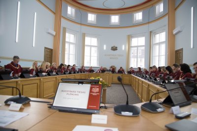 Augstākās tiesas plēnumā aizvadītā gada darbu novērtē atzinīgi