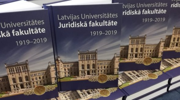 Augstākā tiesa sveic Latvijas Universitātes Juridisko fakultāti simtgadē