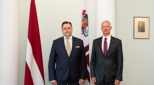 During the meeting with the Prime Minister, the Chief Justice of the Supreme Court calls on the authorities in Latvia to cooperate to achieve a common goal