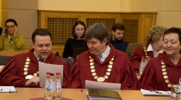 THE CHAIR OF THE DISCIPLINARY COURT: ONE MAY NOT INSTIL FEAR OF COURAGEOUS INTERPRETATION OF THE LAW IN A JUDGE