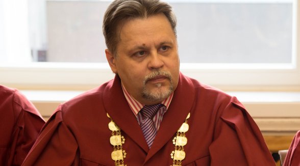 Par Civillietu departamenta priekšsēdētāju un Tieslietu padomes locekli Augstākās tiesas plēnums ievēl Aigaru Strupišu