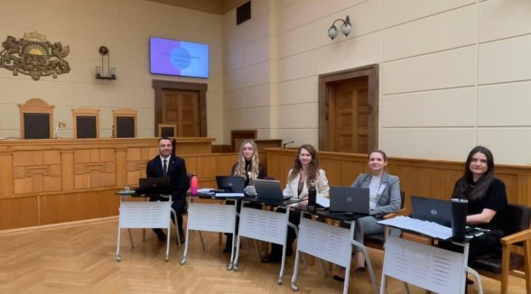 Padomnieki un tiesnešu palīgi diskutē par aktuāliem tiesību jautājumiem un darbu ar TIS2