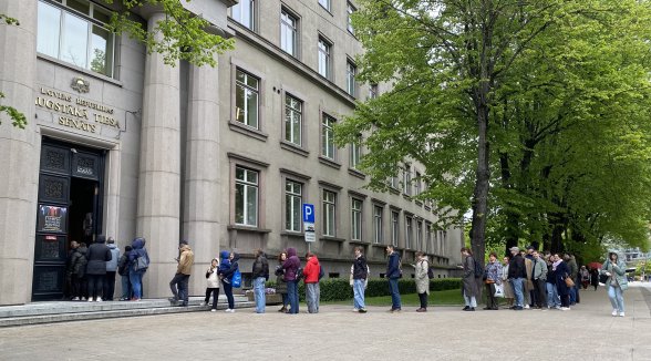 Vairāk nekā 900 apmeklētāji Muzeju naktī iepazīst Augstāko tiesu