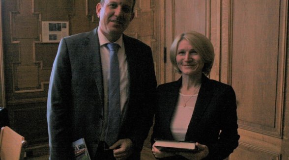 Oxford University Professor Ariel Ezrachi visits the Supreme Court