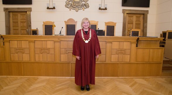 Par Senāta Administratīvo lietu departamenta priekšsēdētāju atkārtoti ievēlēta Veronika Krūmiņa