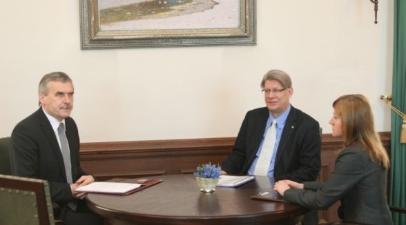 Augstākās tiesas priekšsēdētājs tiekas ar Valsts prezidentu