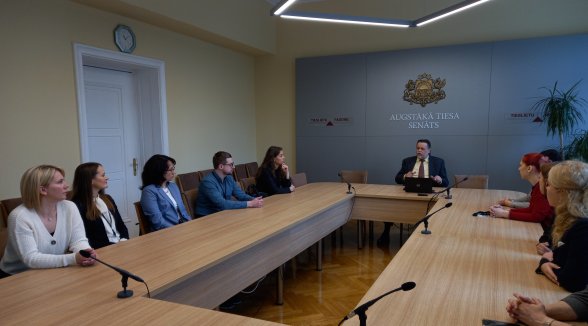 Augstākās tiesas priekšsēdētājs jaunajiem tiesnešiem uzsver: tiesnesis ir konstitucionāla ranga amatpersona