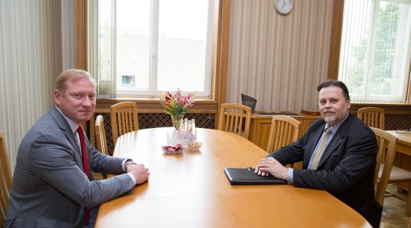 Augstākās tiesas priekšsēdētājs: tiesvedības kvalitāti nodrošina arī advokāti