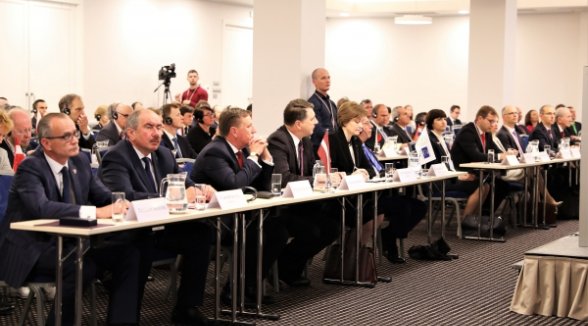 The Chief Justice of the Supreme Court highlights the significance of judicial dialogue