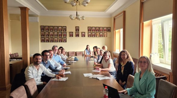 Foreign judges and prosecutors visit the Supreme Court for experience exchange