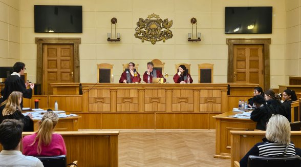 Augstākajā tiesā norisinās starptautiskas tiesas procesa izspēles fināls
