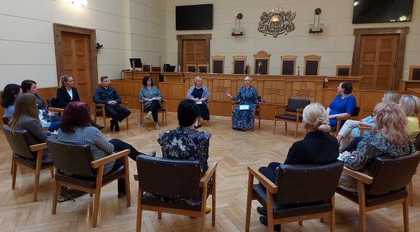 Augstākajā tiesā notiek mācību praktikums rajona tiesu tiesnešiem