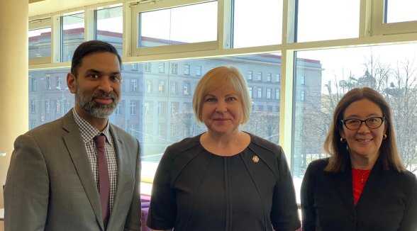 Latvian and US judges participate in a discussion on the role of judges in a democratic society