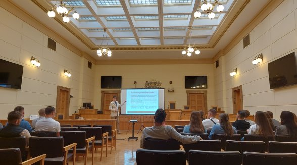 Young lawyers from Germany visit the Supreme Court 