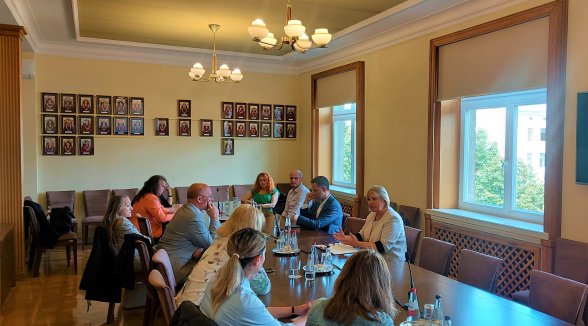 The Supreme Court is visited by law professors from European countries