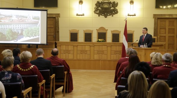 Valsts prezidents: stipra Augstākā tiesa ir stipras tiesu sistēmas un valsts drošības pamats