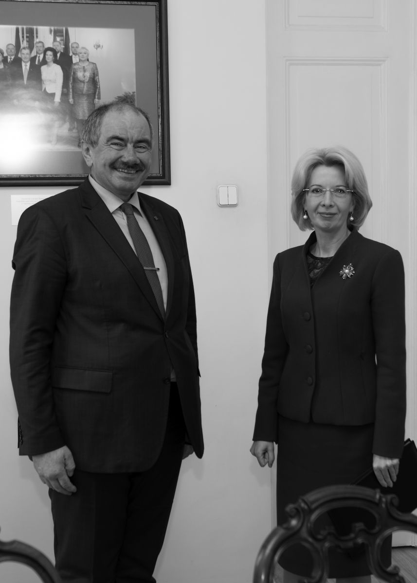 Augstākās tiesas priekšsēdētājs  Ivars Bičkovičs tiekoties ar <BR>Saeimas priekšsēdētāju Ināru Mūrnieci