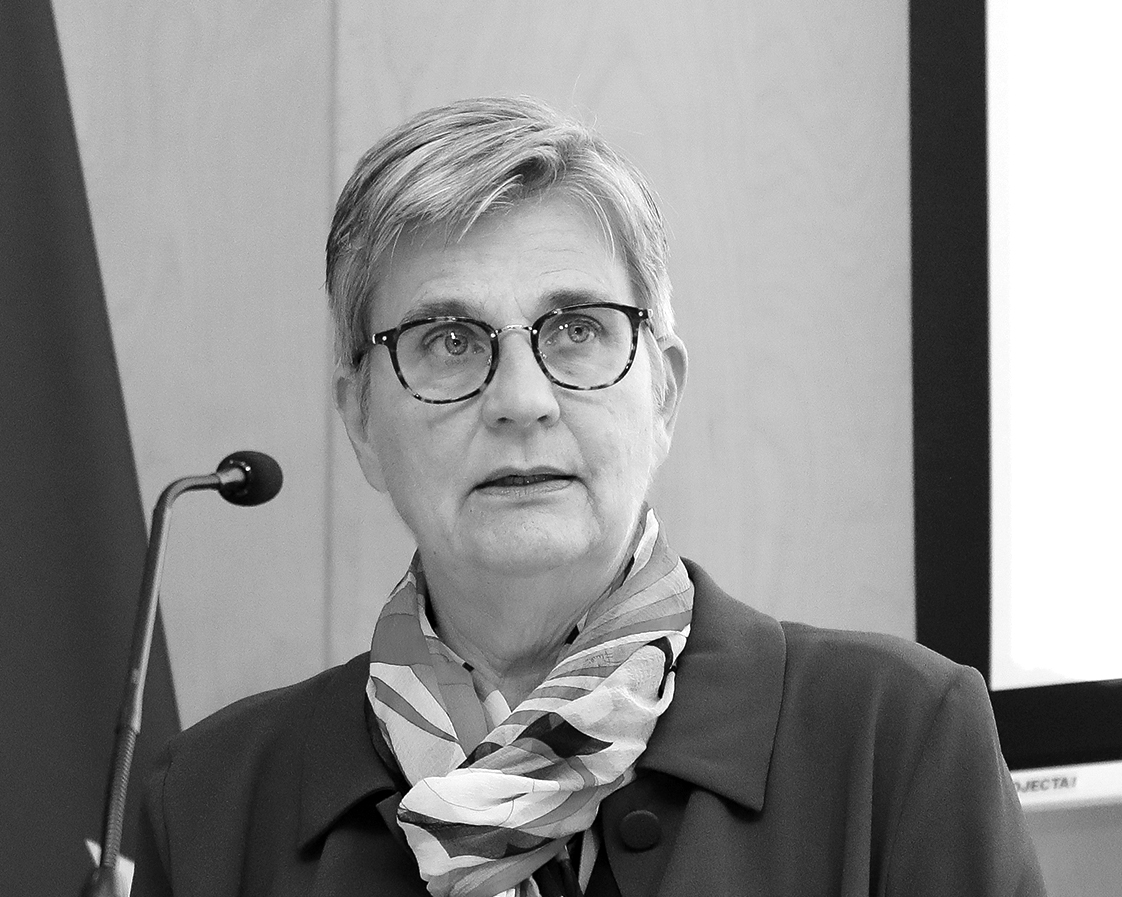 Helena Jäderblom, <BR> Zviedrijas Augstākās administratīvās <BR>tiesas priekšsēdētāja