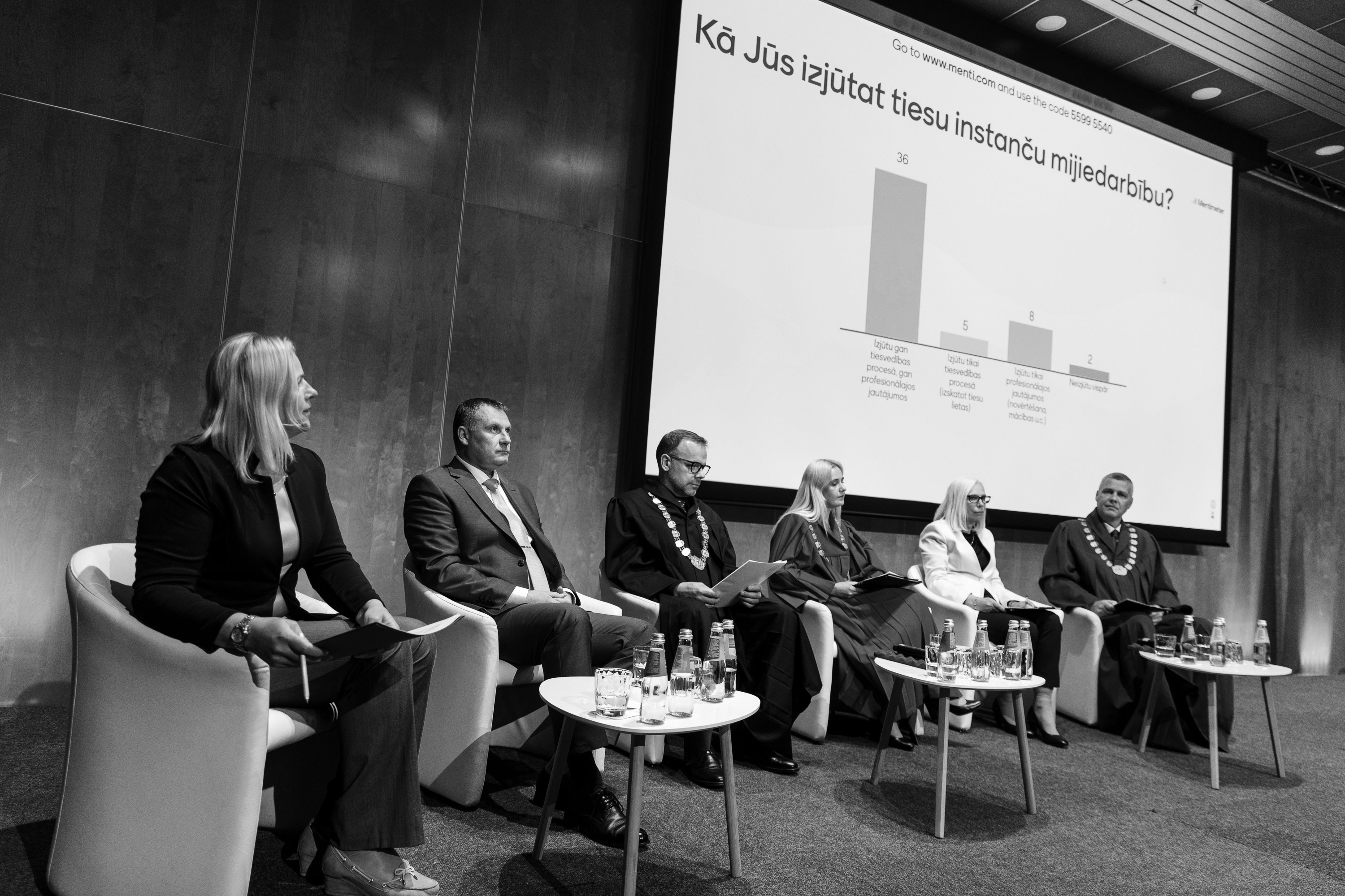 Diskusijas dalībnieki (no kreisās): Anita Zikmane, Juris Stukāns, Jānis Grīnbergs, Indra Meldere, Inese Ņikuļceva, Didzis Aktumanis
