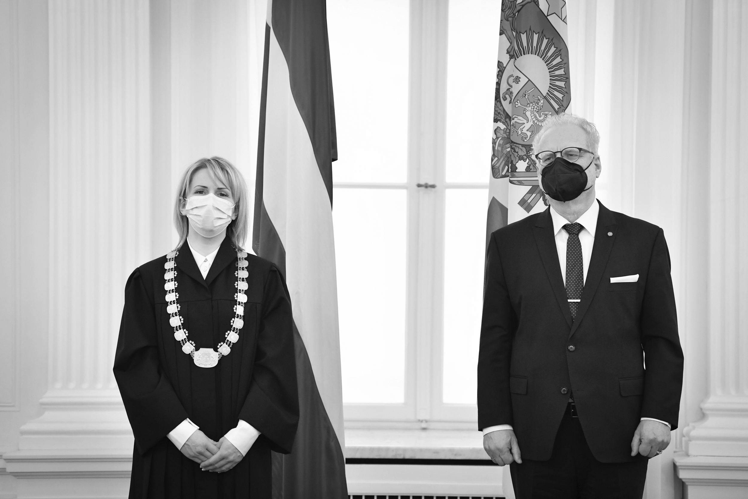 Agneses Adgeres tiesneša zvērests prezidentam Egilam Levitam 2022.gada 7.februārī (tas bija  covid epidēmijas laiks, par ko liecina arī fotogrāfija)